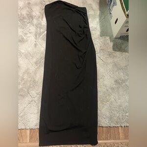 Elegant Black Maxi Dress